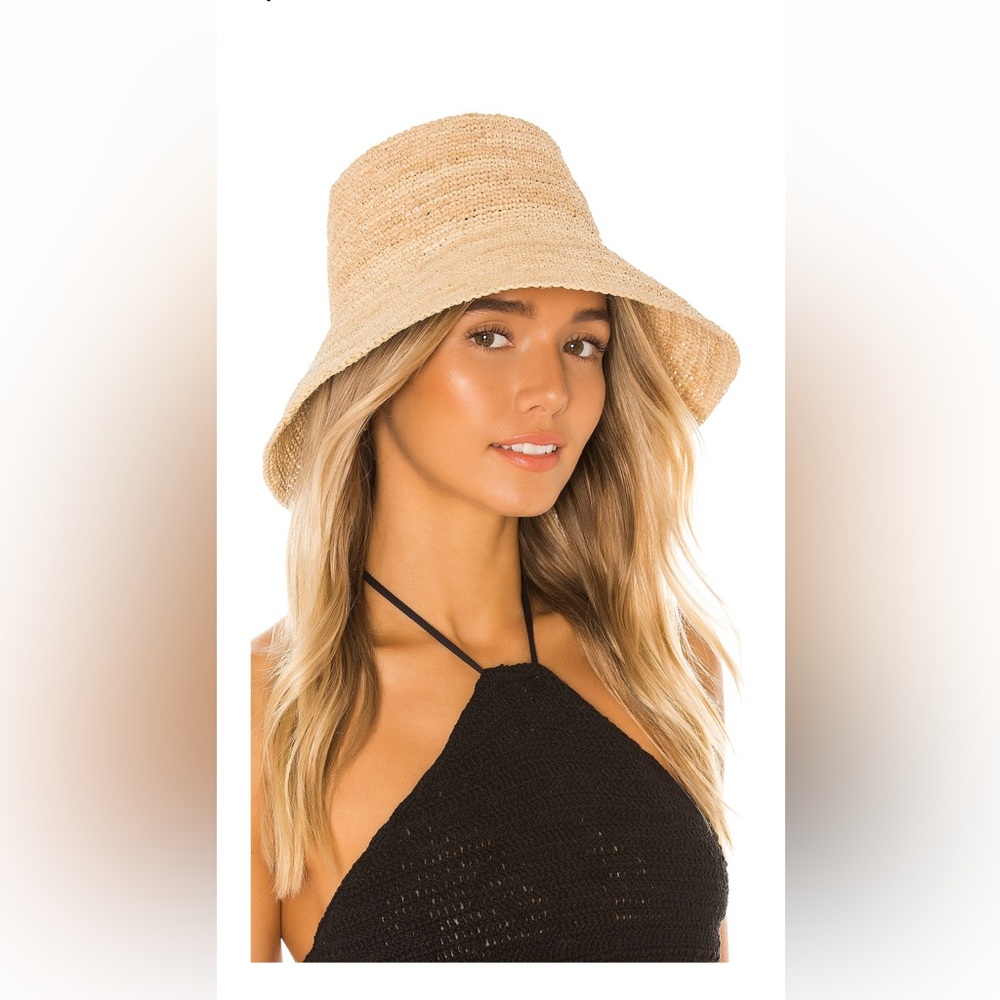 Janessa Leone Felix Packable Hat